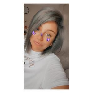 Meet your Posher, Jade